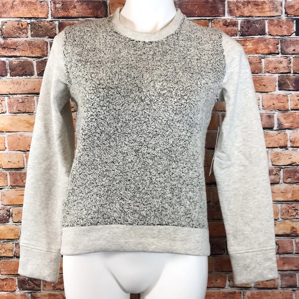🍄 Athleta Pacific Sweatshirt - Picture 2 of 15